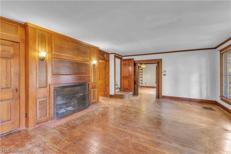 220 W Steels Corners Road Cuyahoga Falls OH 44223