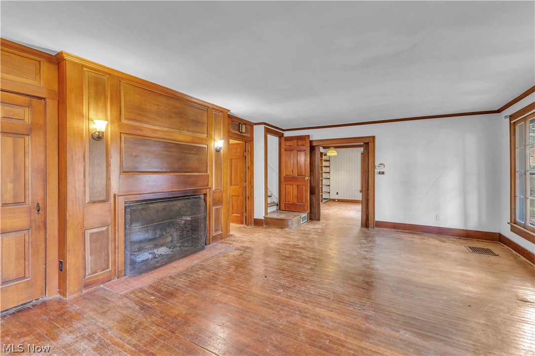 220 W Steels Corners Road Cuyahoga Falls OH 44223
