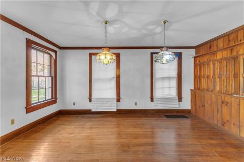220 W Steels Corners Road Cuyahoga Falls OH 44223