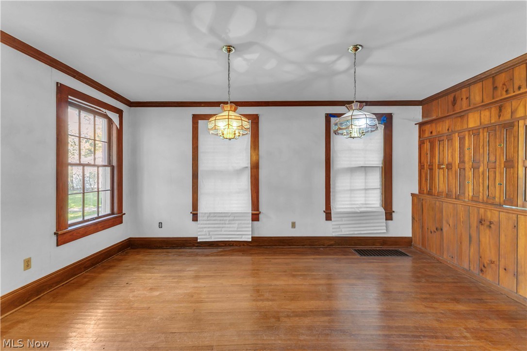 220 W Steels Corners Road Cuyahoga Falls OH 44223