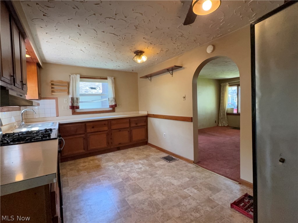 1520 E 27th Street Ashtabula OH 44004