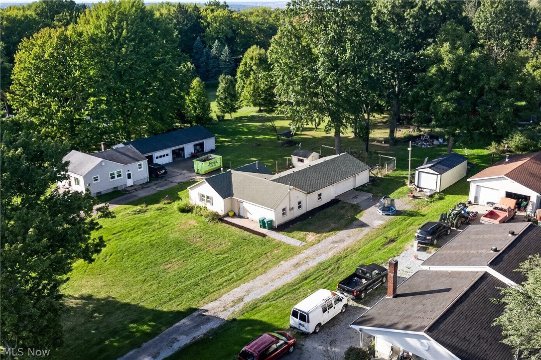 4646 Kennedy Road Lowellville OH 44436
