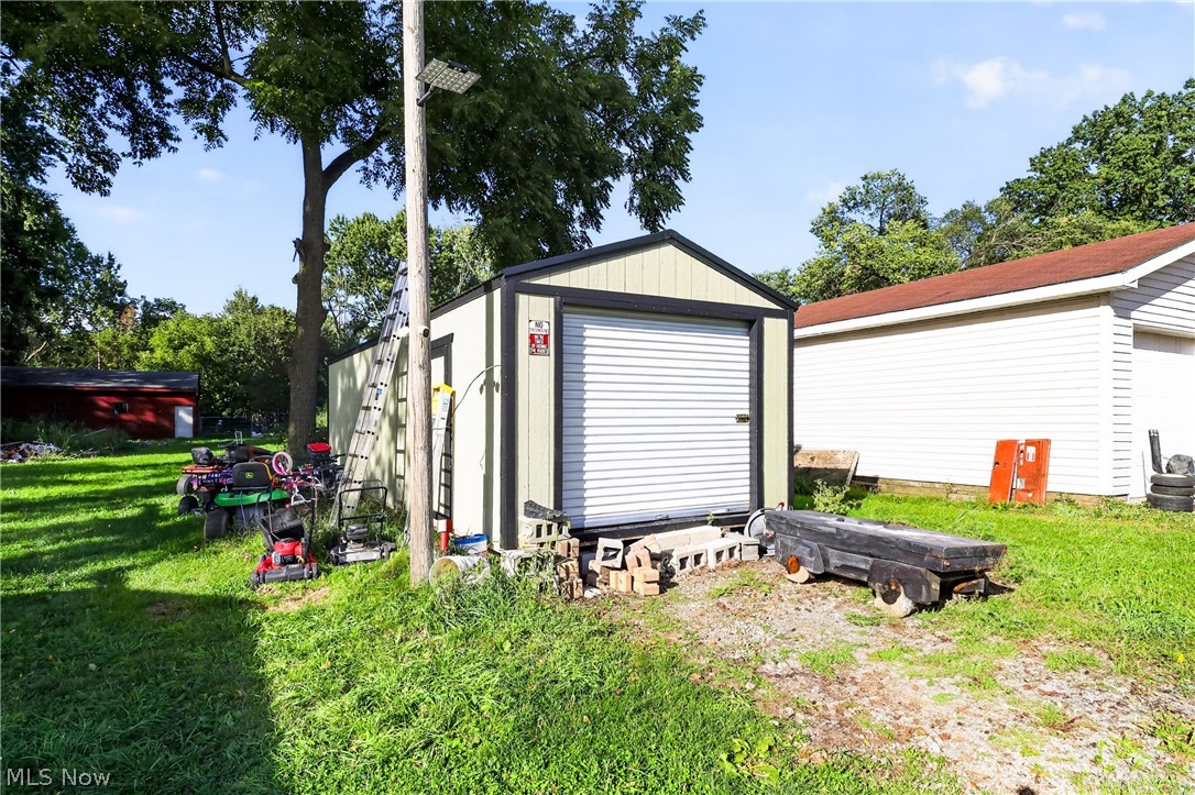 4646 Kennedy Road Lowellville OH 44436