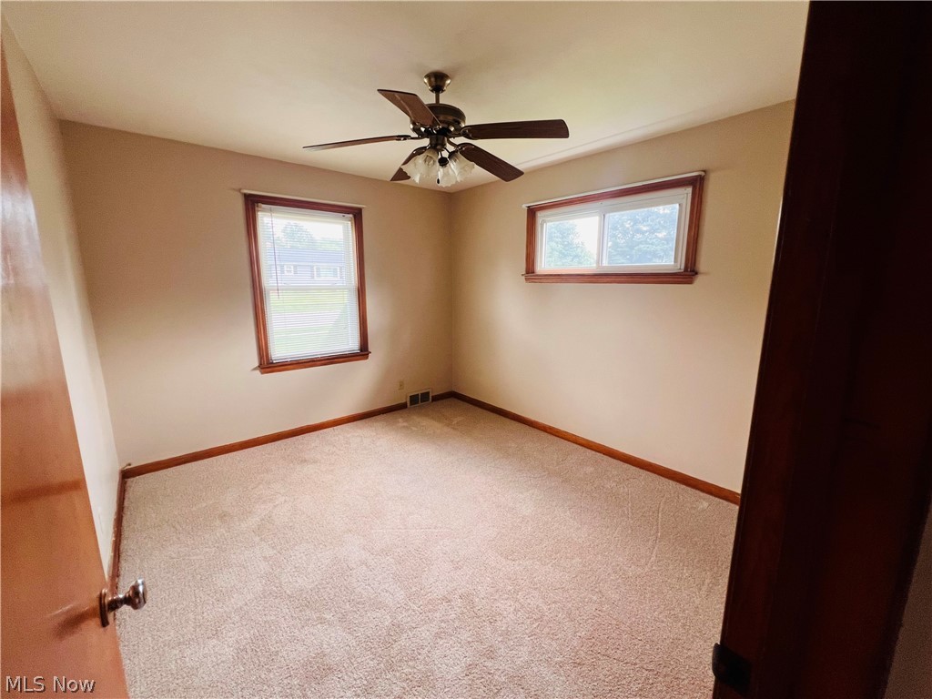 910 Gary Avenue Girard OH 44420