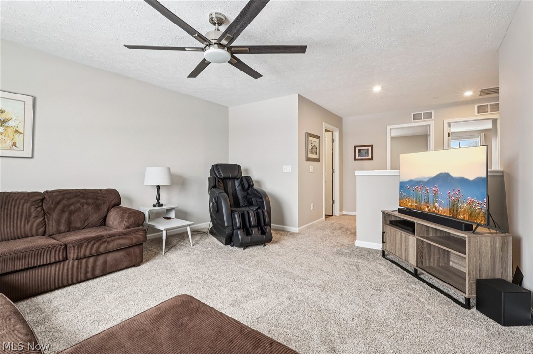 44 Benjamin Way Tallmadge OH 44278