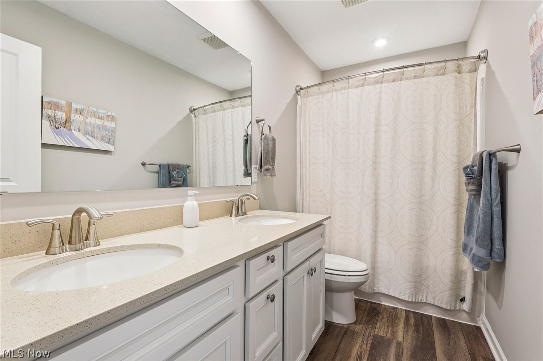 44 Benjamin Way Tallmadge OH 44278