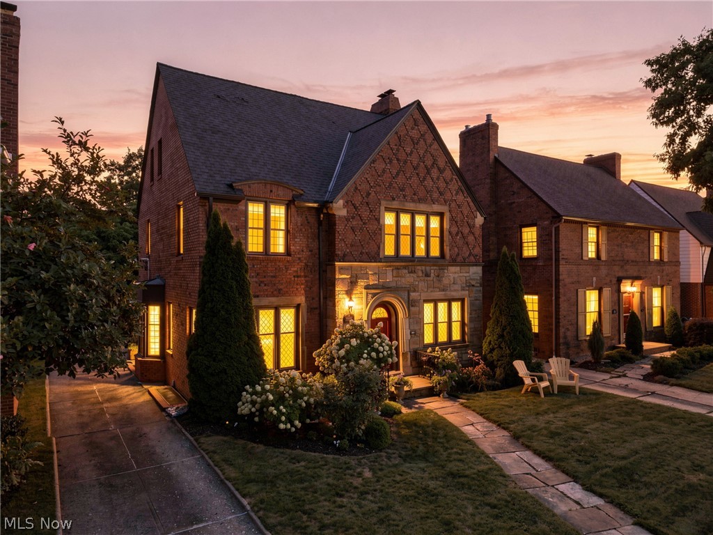 2592 Fenwick Road University Heights OH 44118