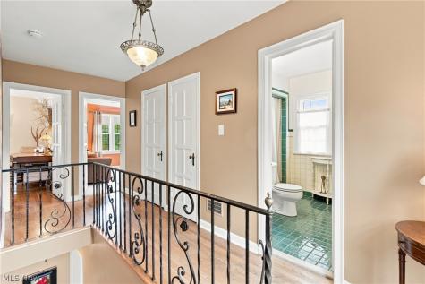 2592 Fenwick Road University Heights OH 44118