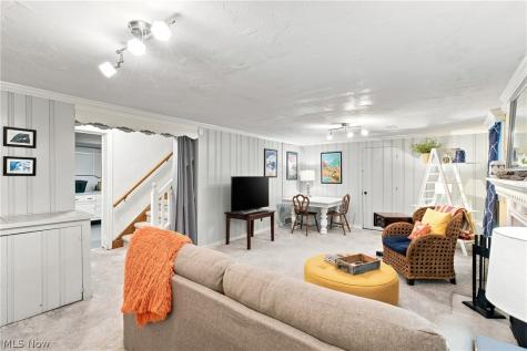 2592 Fenwick Road University Heights OH 44118