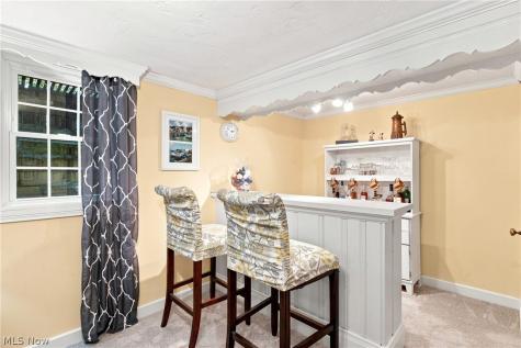 2592 Fenwick Road University Heights OH 44118