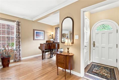 2592 Fenwick Road University Heights OH 44118