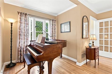 2592 Fenwick Road University Heights OH 44118
