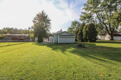 526 N Freedom Street Ravenna OH 44266