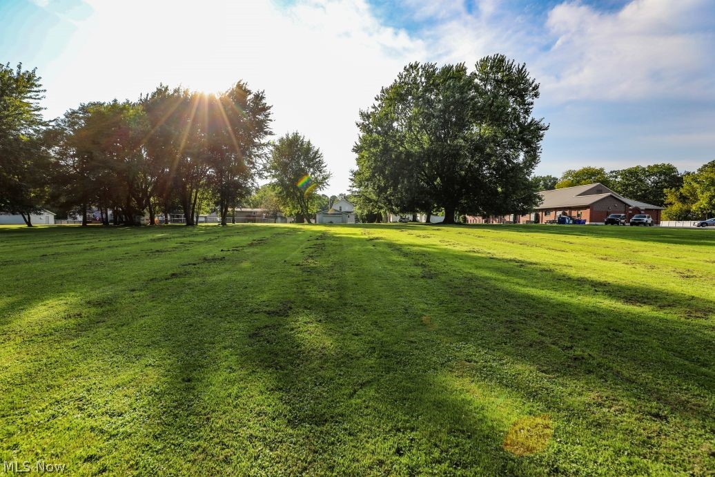 526 N Freedom Street Ravenna OH 44266