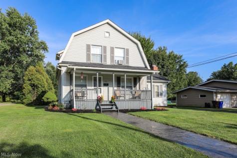 526 N Freedom Street Ravenna OH 44266