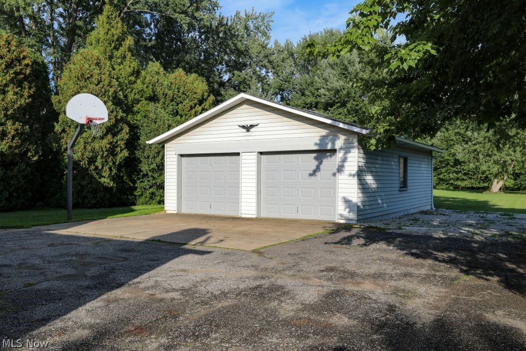 526 N Freedom Street Ravenna OH 44266