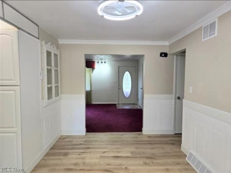1702 Bears Den Road Youngstown OH 44511
