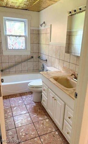 1702 Bears Den Road Youngstown OH 44511