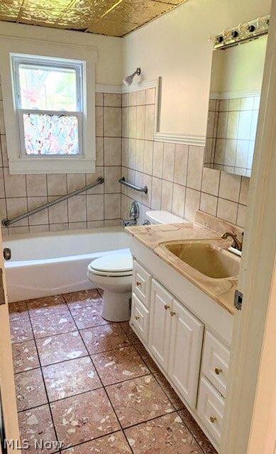1702 Bears Den Road Youngstown OH 44511