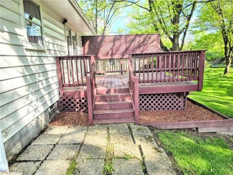 1702 Bears Den Road Youngstown OH 44511