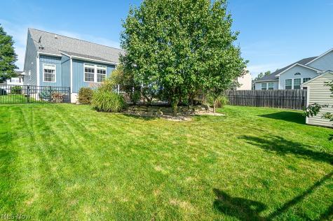 100 Stonewater Court Berea OH 44017