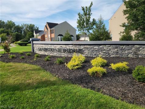 100 Stonewater Court Berea OH 44017