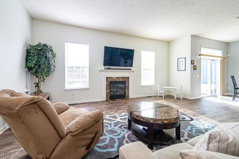 100 Stonewater Court Berea OH 44017