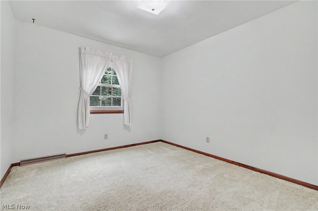 2053 Walker Mill Road Youngstown OH 44514