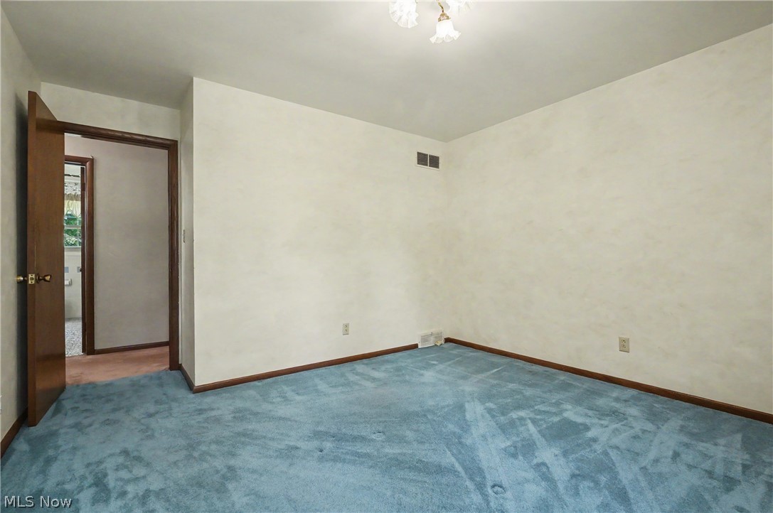 2053 Walker Mill Road Youngstown OH 44514