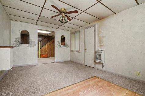 2053 Walker Mill Road Youngstown OH 44514