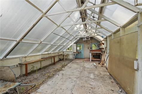 2053 Walker Mill Road Youngstown OH 44514