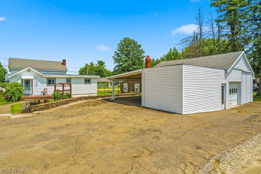 545 6th Street Carrollton OH 44615