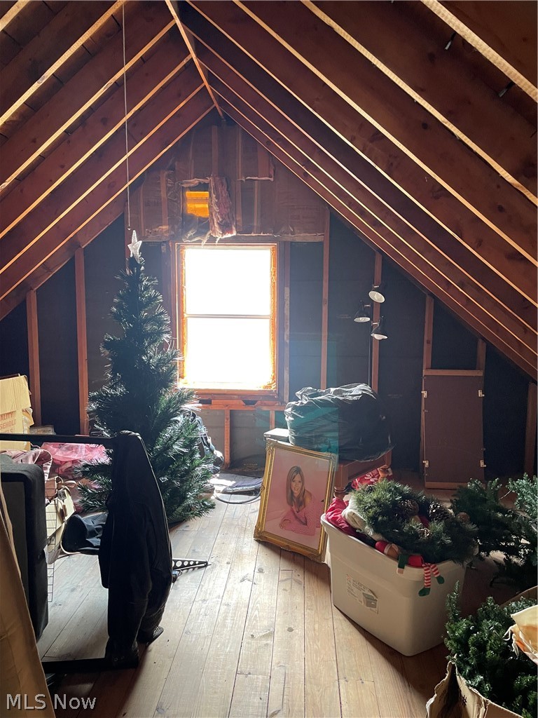 203 Leonard Avenue Wintersville OH 43953