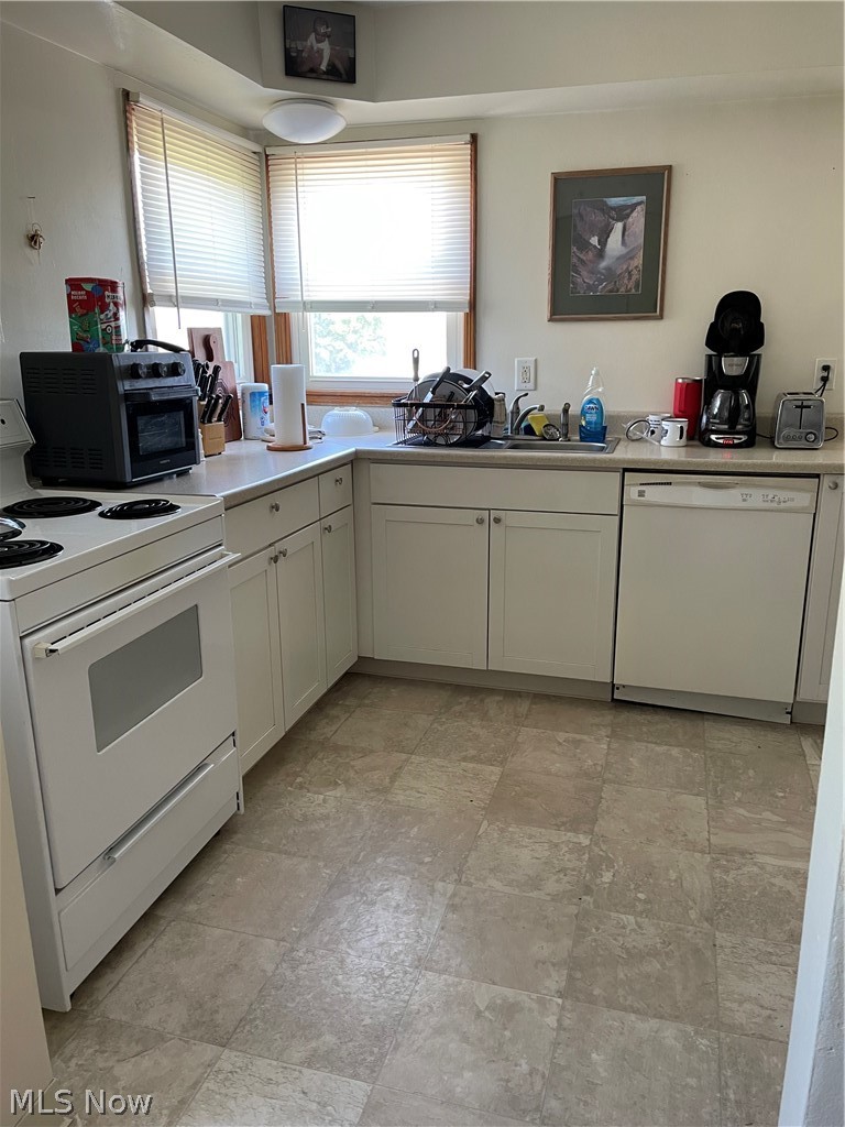 203 Leonard Avenue Wintersville OH 43953
