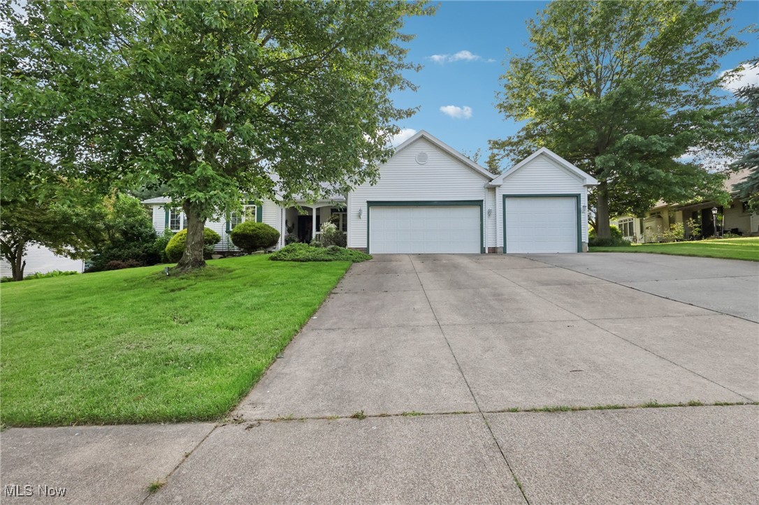 641 Bobwhite Trail Akron OH 44319