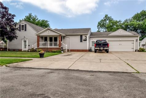 439 E 305th Street Willowick OH 44095