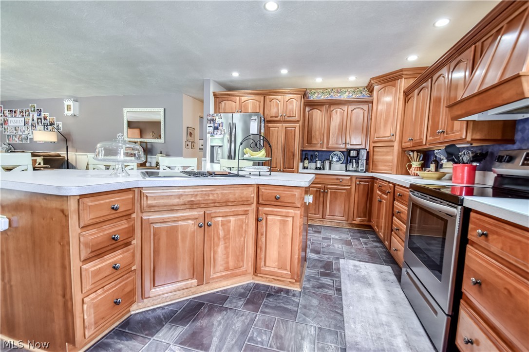 439 E 305th Street Willowick OH 44095