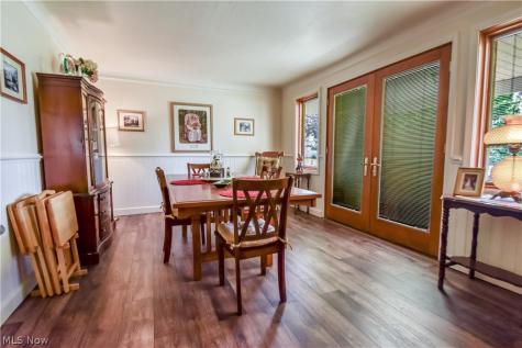 439 E 305th Street Willowick OH 44095