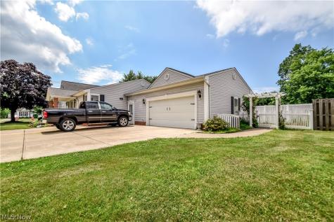 439 E 305th Street Willowick OH 44095