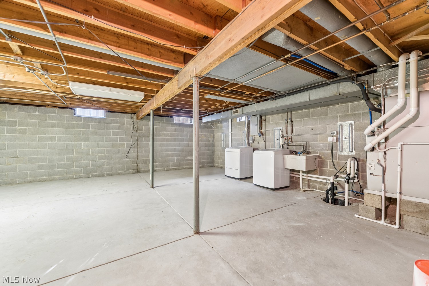26725 Sweetbriar Drive North Olmsted OH 44070