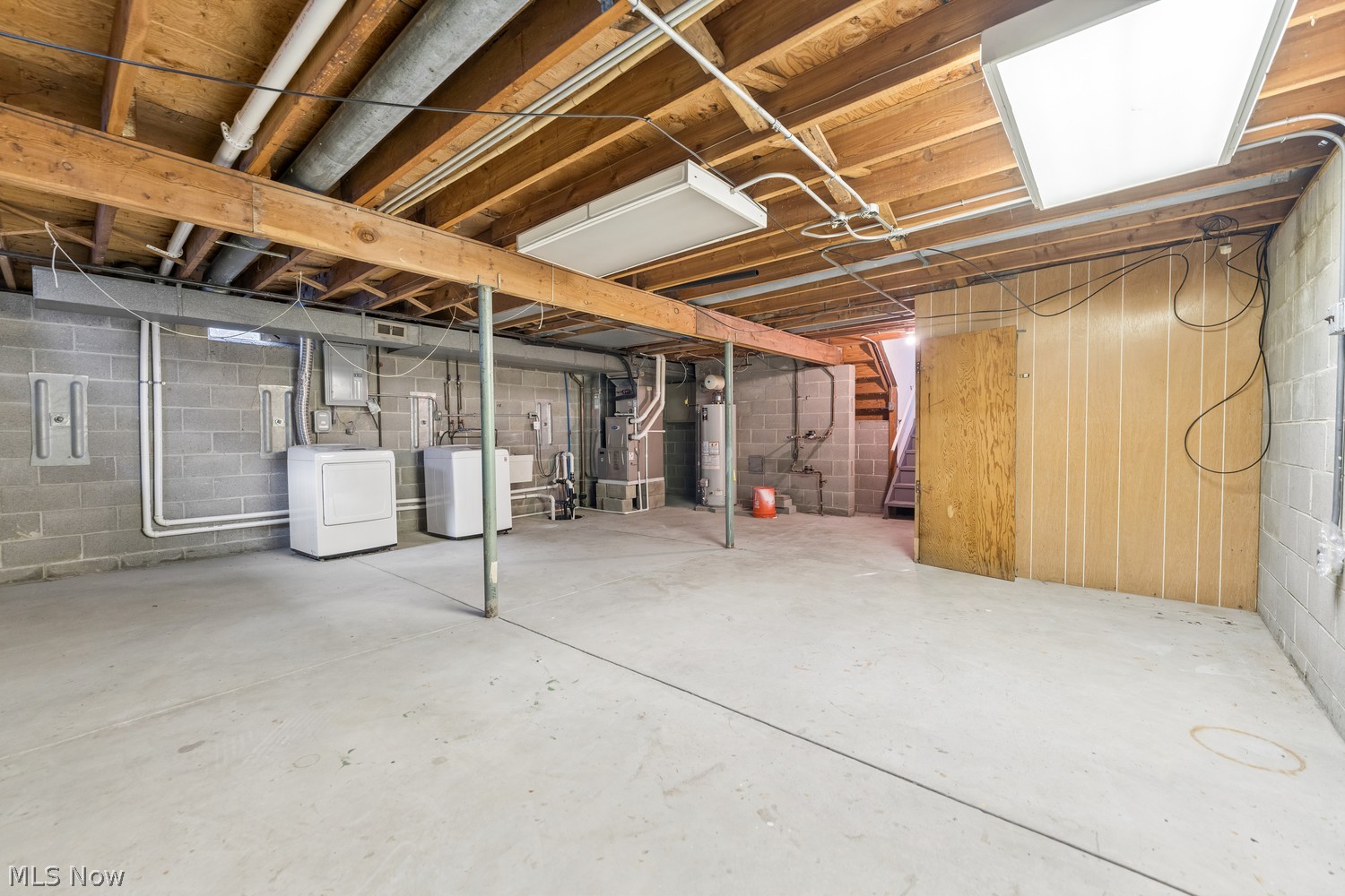 26725 Sweetbriar Drive North Olmsted OH 44070