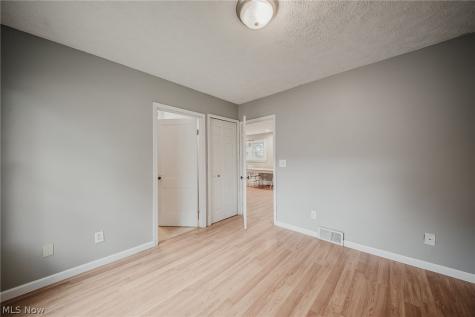 2821 Nesmith Lake Boulevard Akron OH 44314