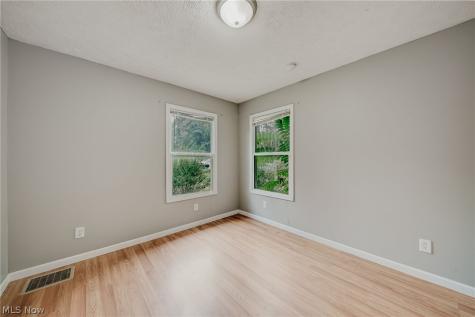 2821 Nesmith Lake Boulevard Akron OH 44314