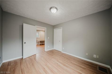 2821 Nesmith Lake Boulevard Akron OH 44314