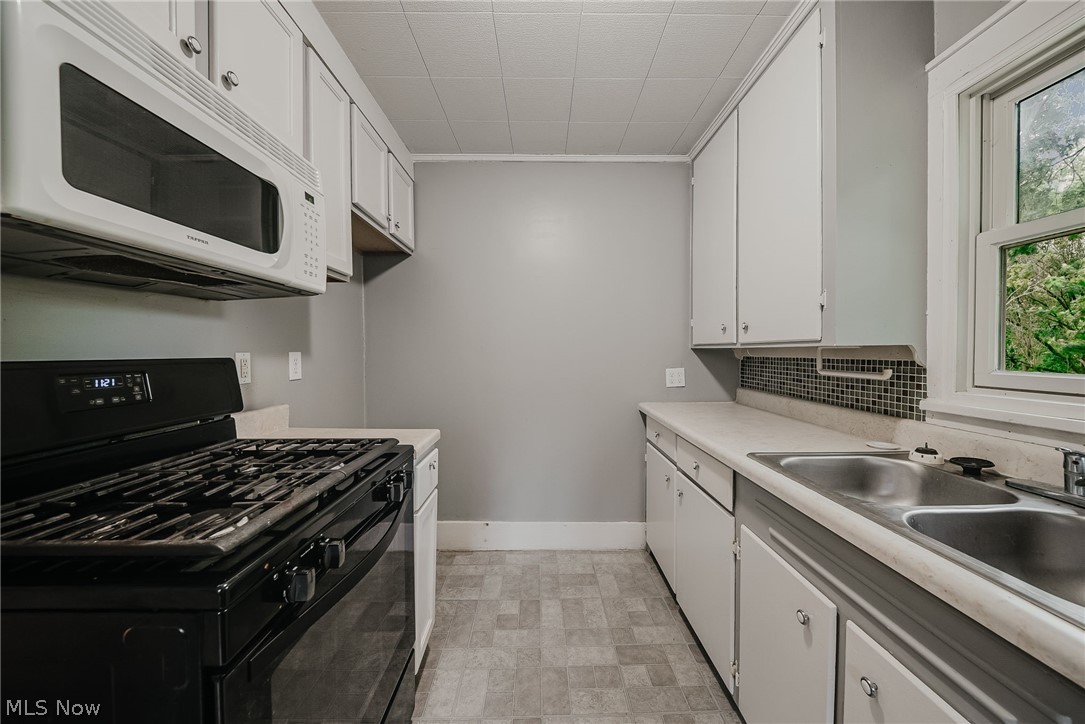 2821 Nesmith Lake Boulevard Akron OH 44314