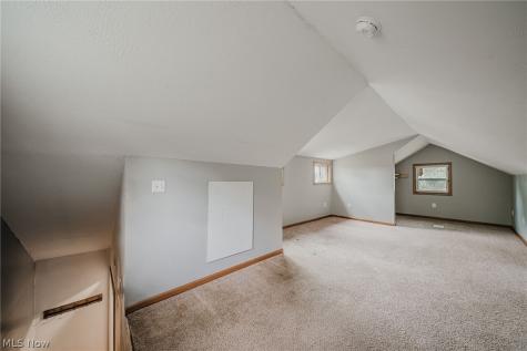2821 Nesmith Lake Boulevard Akron OH 44314