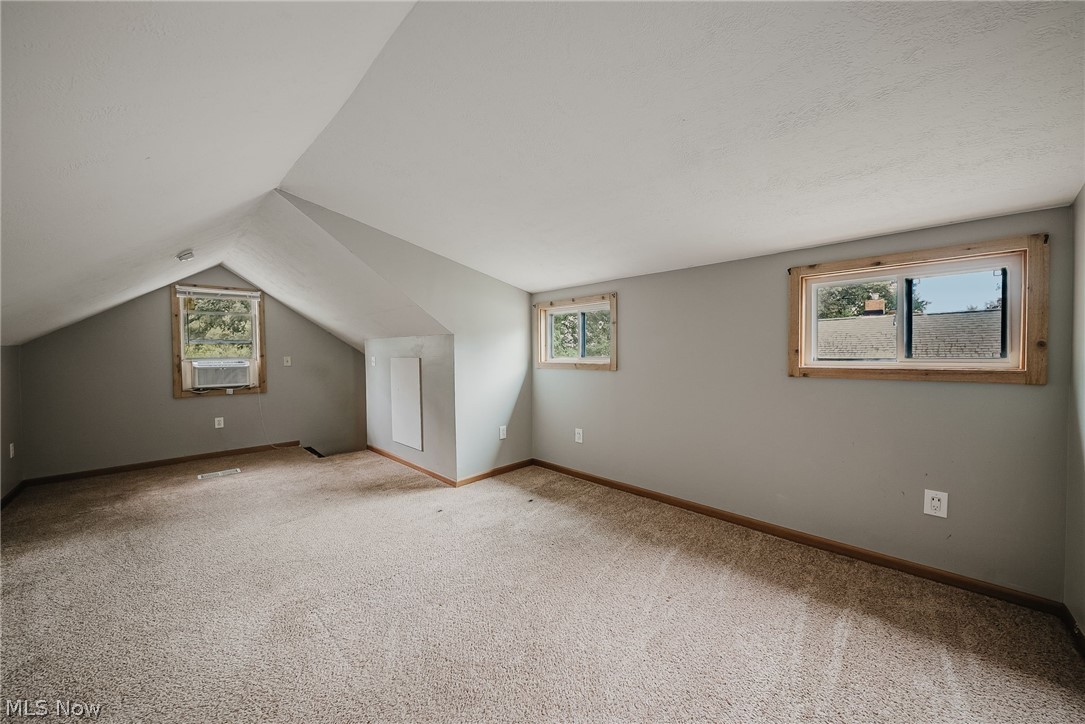 2821 Nesmith Lake Boulevard Akron OH 44314