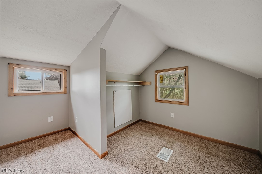 2821 Nesmith Lake Boulevard Akron OH 44314