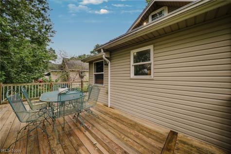 2821 Nesmith Lake Boulevard Akron OH 44314