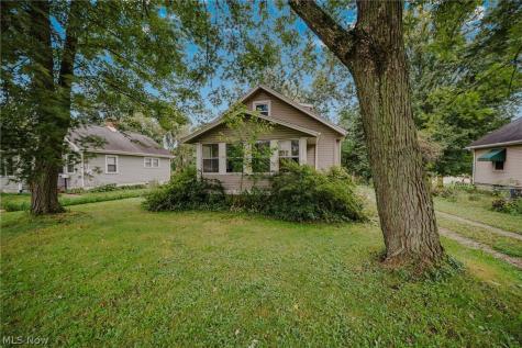2821 Nesmith Lake Boulevard Akron OH 44314